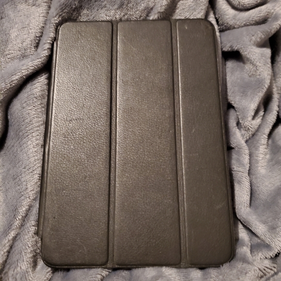 Apple IPad mini - Picture 2 of 4